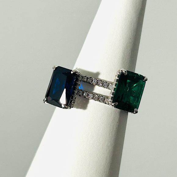 S925 Sterling Silver Radiant Cut Green Vintage Emerald Cubic Zirconia Ring - Picture 12 of 15